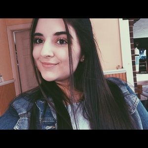 Meet your Posher, Isabel